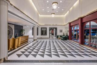 Clarks Inn Suites Raipur - Raipur - 8