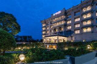 Clarks Inn Suites Raipur - Raipur - 0