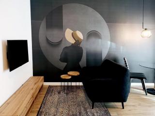 Come&Stay apartments Wola - 8