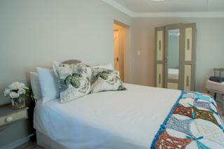Shanzeley Guest House - George - 6
