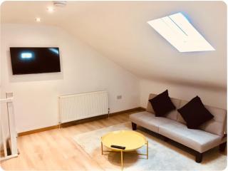 Oak Tree Studio - Marlow - 3