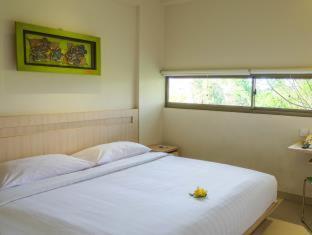 J Hotel Kuta - 9