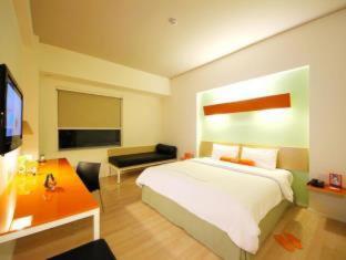 HARRIS Hotel Sentul City Bogor - 4