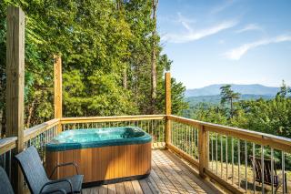 Smoky Mountain Serenity, Amazing Mountain Views 1089 FREE tickets each paid day, Dollywood and More - Sevierville - 8
