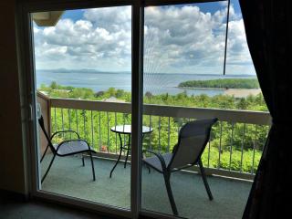 Atlantic Eyrie Lodge - Bar Harbor - 2