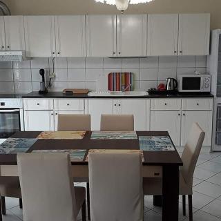 Stathoris Deluxe Apartment - Néa Péramos - 6