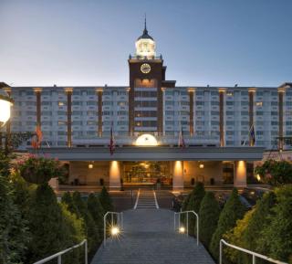 Garden City Hotel - 8