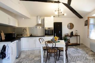 Les Gîtes de Laure - L'Or Vert, Appartement avec Vue sur le Château, Parking Privé, Climatisation, Netflix, à 160 m de la Cité Médiévale - Carcassonne - 6