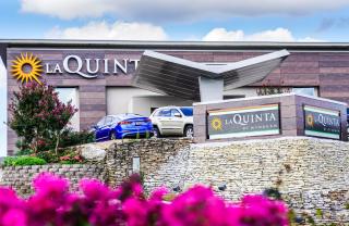 La Quinta by Wyndham Branson - Branson - 2
