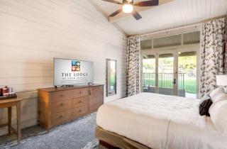 Lodge of Four Seasons Golf Resort, Marina & Spa - Lake Ozark - 4