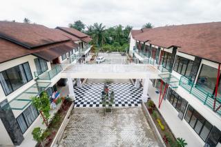 RedDoorz Plus near Kualanamu Airport - Medan - 7
