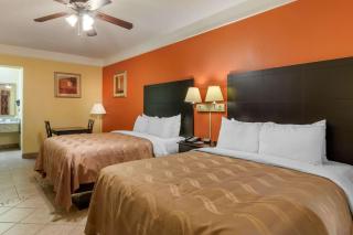 Quality Inn & Suites at The Outlets Mercedes-Weslaco - Mercedes - 5