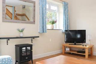 BY THE BEACH Harlyn Bay - 3