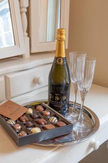 Apt 3, 71 Micklegate, YORK - 3