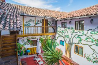 Tucan Hostel - 4