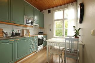 Idyllic central wooden house apartment - Pori - 7