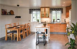 3 Bedroom Lovely Home In Unnaryd - 5