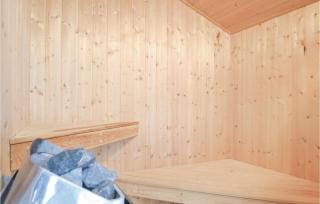 Stunning Home In Hvide Sande With Sauna - Bjerregård - 5