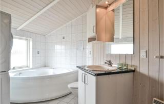 Stunning Home In Hvide Sande With Sauna - 2