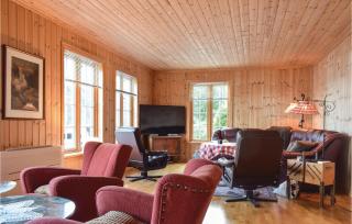 4 Bedroom Cozy Home In Farsund - Farsund - 7