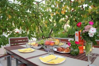 Roses Apartment - Lukoran - 9