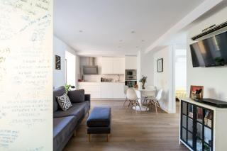Apartamento moderno en Triana 2 dormitorios y aire acondicionado - Sevilla - 0
