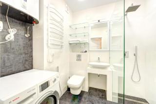 Apartment Voskresenska 18 , Парковые Озера - Kiev - 1