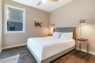 Stunning Villas with Modern & Open Layout - New Orleans - 6