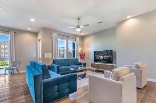 Modern 4BR Villas with Amenities - New Orleans - 0