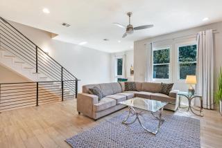 New Orleans Townhouse Near City Attractions - 1