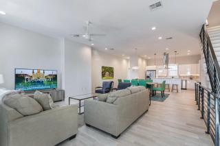 Private Townhouse in a Secure Location - New Orleans - 4