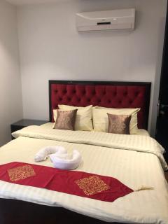 Royal Service Apartments Gulberg - 8