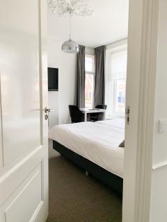b&b het Herenhuys aan de historische gracht van Kollum - Kollum - 9