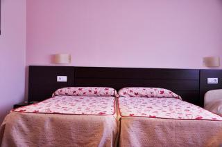 Aparthotel Tres Caminos - 4