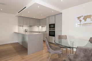 LUXURY 2Bed & 2Bath Apartment Next to London Museum - The Hyde - 4