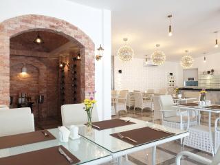 Marina Point Bay Resort - 3