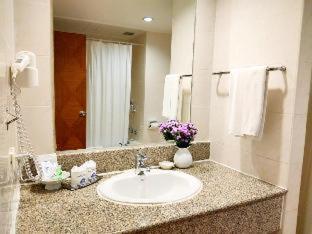 Diamond Plaza Hotel - Surat Thani - 7