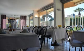 Hotel Albizzia - Valras-Plage - 2