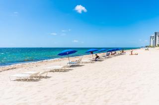 Ocean Beach Condo 3BR On the Sand 505 - Fort Lauderdale - 7