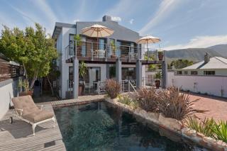 Whale Away Guest House - Hermanus - 0