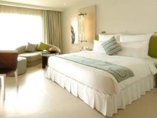 M Social Hotel Phuket - 8
