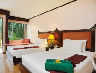 Baumanburi Hotel Patong - 1