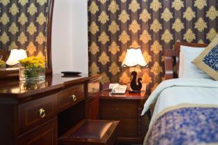 Lakeside Palace Hotel - Hanoi - 8
