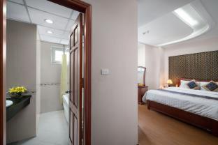 Lakeside Palace Hotel - Hanoi - 4