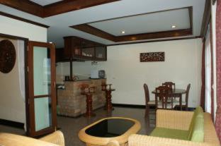 Prince Edouard Apartments & Resort SHA extra plus - 4