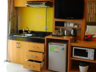 Green Harbor Hotel & Service Apartment - 2