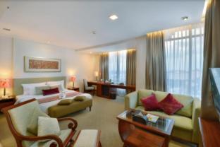 Jambuluwuk Malioboro Hotel Yogyakarta - Yogyakarta - 8