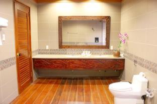 Blue Shell Resort - 2