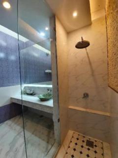 Tharaburi Resort - 4