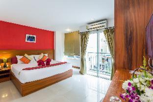 PJ Patong Resortel - Patong Beach - 2